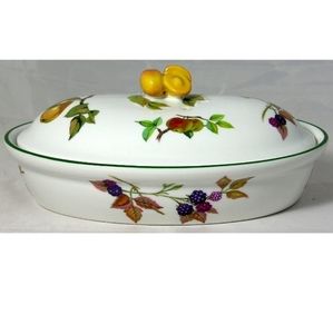 ROYAL WORCESTER Evesham Vale 9" Oval Entree Dish and Lid